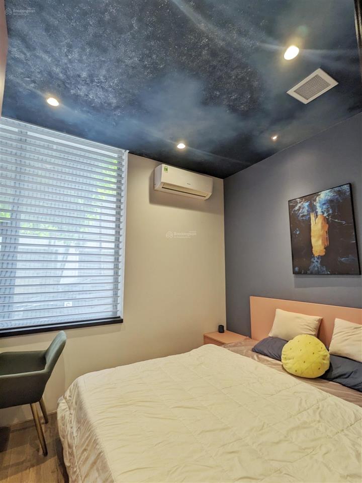 Bán căn hộ tầng trệt chung cư hoàng anh 2. dt 120m2 3pn 2wc