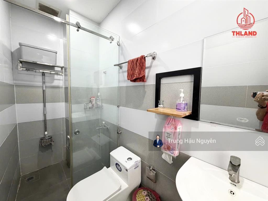 Nhà phú cường kế biển gần chợ, lộ 7.5m lề 3m, 5x18m, 3 tầng, 1 khu kinh doanh, 2 ngủ 4 toilet, shr