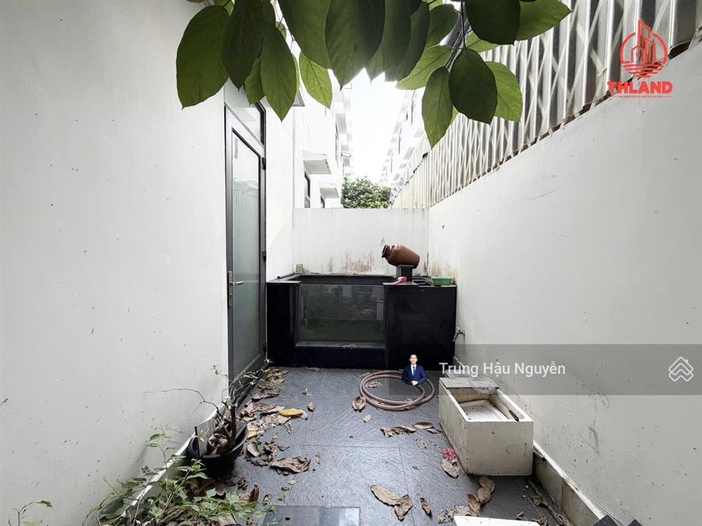 Nhà phú cường kế biển gần chợ, lộ 7.5m lề 3m, 5x18m, 3 tầng, 1 khu kinh doanh, 2 ngủ 4 toilet, shr