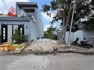 Đất nguyễn văn thượng ngay khu hành chính rạch giá, lộ 4m lề 2m, view công viên, 5x25m full thổ shr