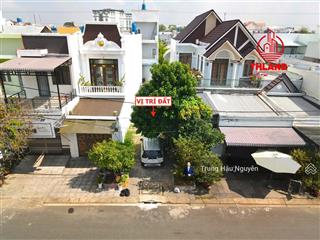 Với 2 tỷ 250 anh chị đã có ngay lô đất 111m2 đường nguyễn hiền điều ngay khu hành chính rạch giá