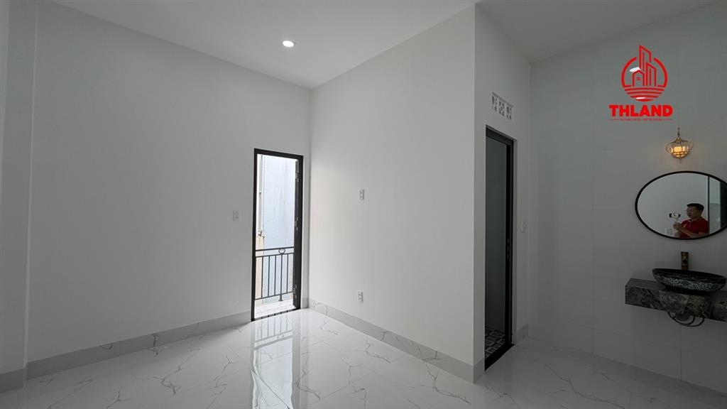 Ưu đãi 300 triệu ch khách mua nhà nhánh phan thị ràng mới 100%, lộ 5.5m, 4.5x19m, 2 tầng 3 ngủ 3 wc