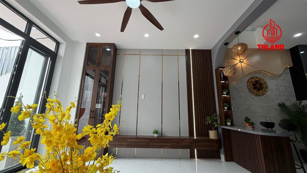 Ưu đãi 300 triệu ch khách mua nhà nhánh phan thị ràng mới 100%, lộ 5.5m, 4.5x19m, 2 tầng 3 ngủ 3 wc