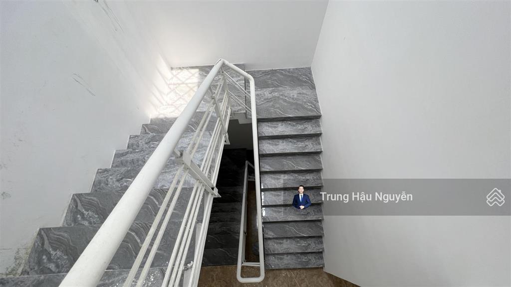 Cặp nhà 3 tháng 2 phú cường kế trường võ văn kiệt, lộ 22m lề 8m, 3 tầng 10x21m hoàn thiện, 8pn 6wc