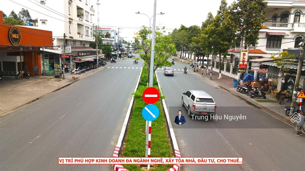 Quán cà phê góc 2 mặt tiền lạc hồng châu văn liêm, trung tâm rạch giá. lộ 31m, 7.2x23m đất tmd shr
