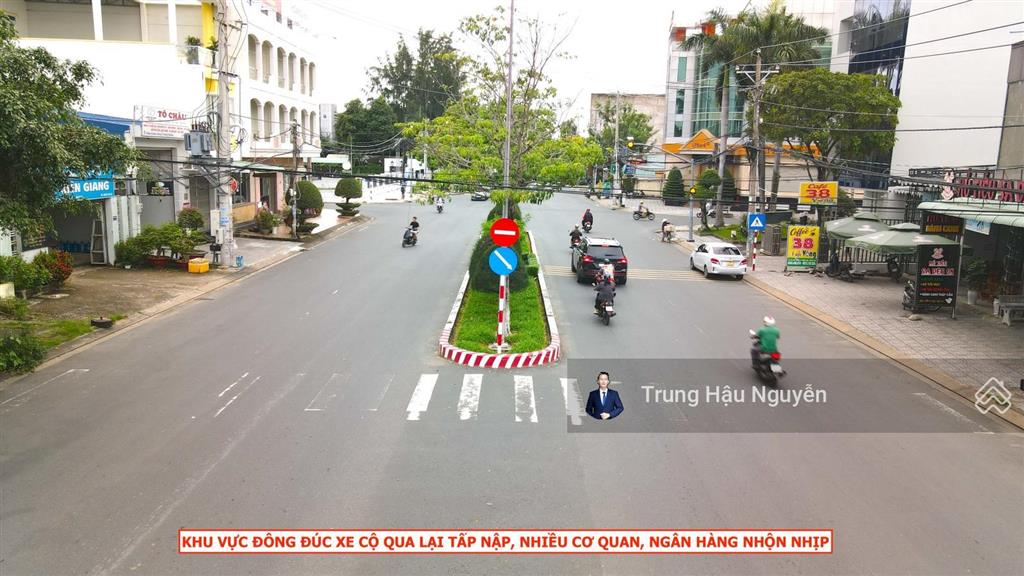 Quán cà phê góc 2 mặt tiền lạc hồng châu văn liêm, trung tâm rạch giá. lộ 31m, 7.2x23m đất tmd shr
