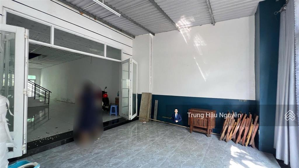 Cho thuê nhà mtđ 3 tháng 2 kế vòng xoay trung tâm phú cường, lộ 22m, 5x22m, 3 tầng, 4pn 3wc, hđ dài
