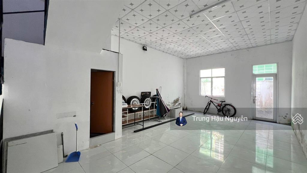 Cho thuê nhà mtđ 3 tháng 2 kế vòng xoay trung tâm phú cường, lộ 22m, 5x22m, 3 tầng, 4pn 3wc, hđ dài