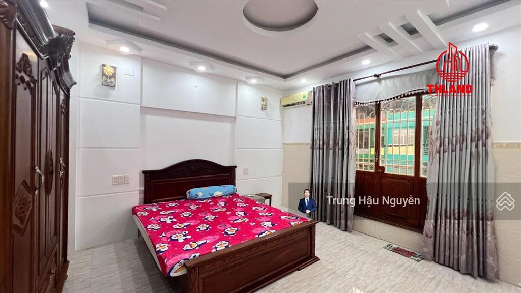 Nhà huỳnh thúc kháng ngay chợ 30/4 rạch giá, điểm kinh doanh sầm uất. lộ 19m, dt 4.5x8m, 3 tầng shr