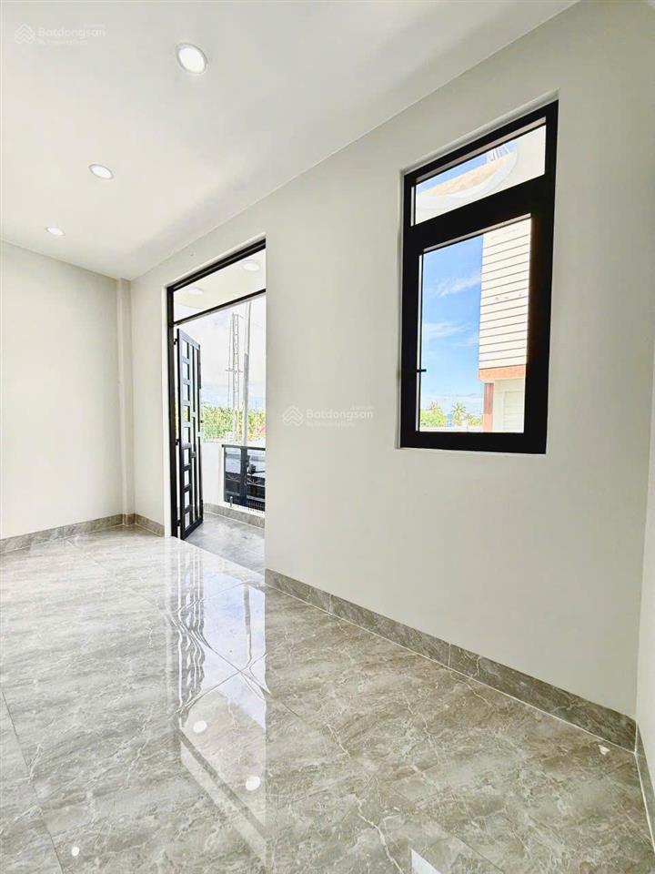 Nhà mặt tiền sương nguyệt ánh gần toà nhà viettel  đài truyền hình. lộ ô tô 5m, 4.9x18m 2 tầng shr