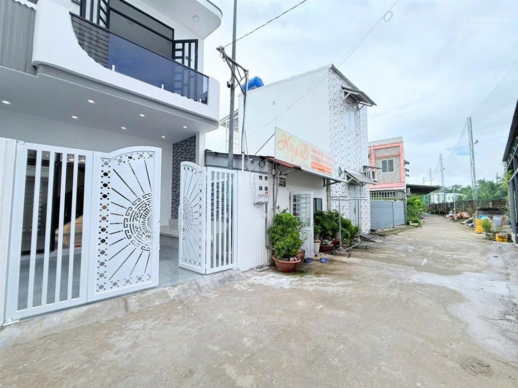 Nhà mặt tiền sương nguyệt ánh gần toà nhà viettel  đài truyền hình. lộ ô tô 5m, 4.9x18m 2 tầng shr