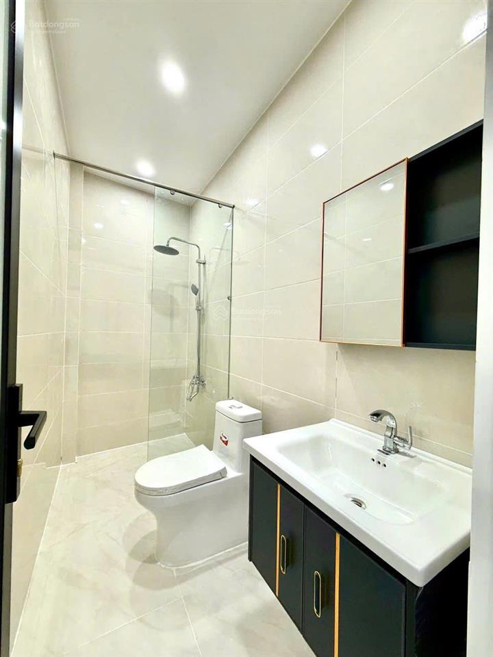 Nhà mặt tiền sương nguyệt ánh gần toà nhà viettel  đài truyền hình. lộ ô tô 5m, 4.9x18m 2 tầng shr