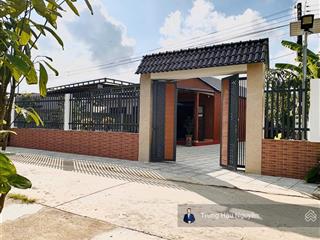 Nhà vườn mái thái mặt tiền kênh tà ben thạnh lộc, lộ ô tô, 13x56m, 3 ngủ 2 toilet full nội thất shr