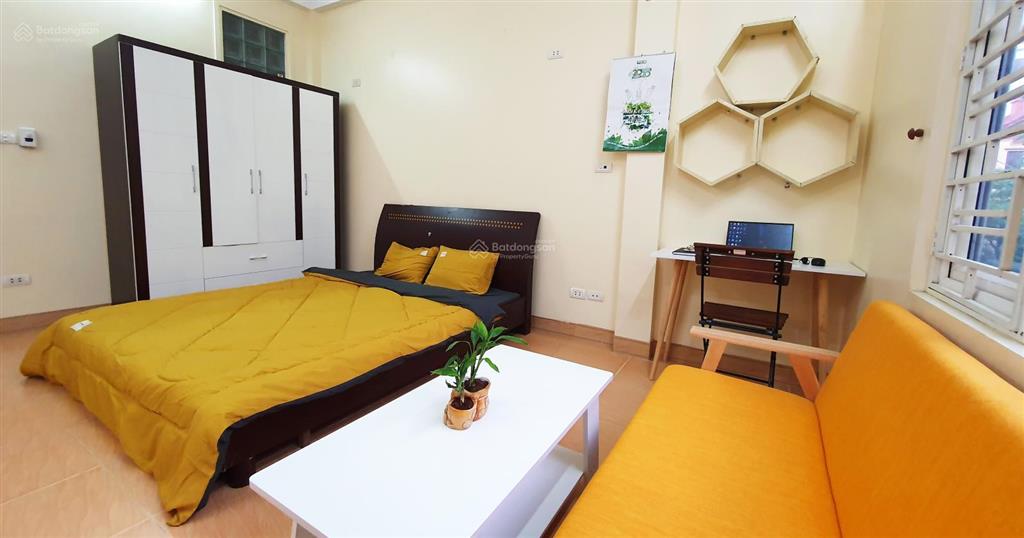 Cho thuê căn studio 30m² đầy đủ nội thất tại phố 230 lạc trung gần times city quận hai bà trưng