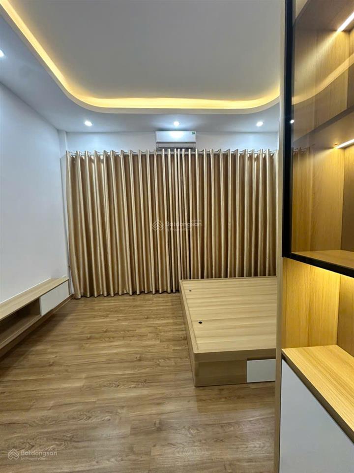 Siêu hót! nhà phạm văn đồng băc từ liêm.dt 45m*6t thang máy giá 9.85 tỷ