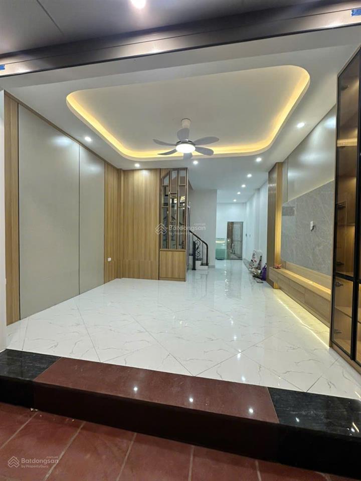 Siêu hót! nhà phạm văn đồng băc từ liêm.dt 45m*6t thang máy giá 9.85 tỷ