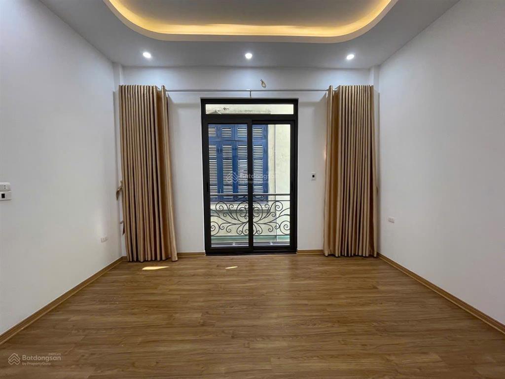 Siêu hót! nhà phạm văn đồng băc từ liêm.dt 45m*6t thang máy giá 9.85 tỷ