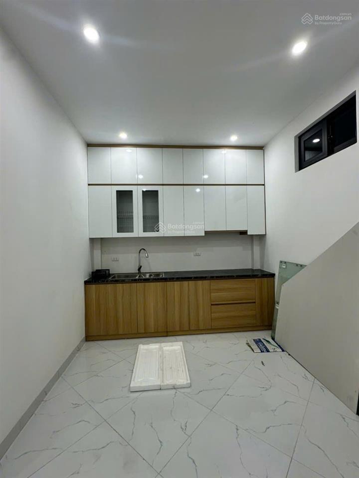 Siêu hót! nhà phạm văn đồng băc từ liêm.dt 45m*6t thang máy giá 9.85 tỷ