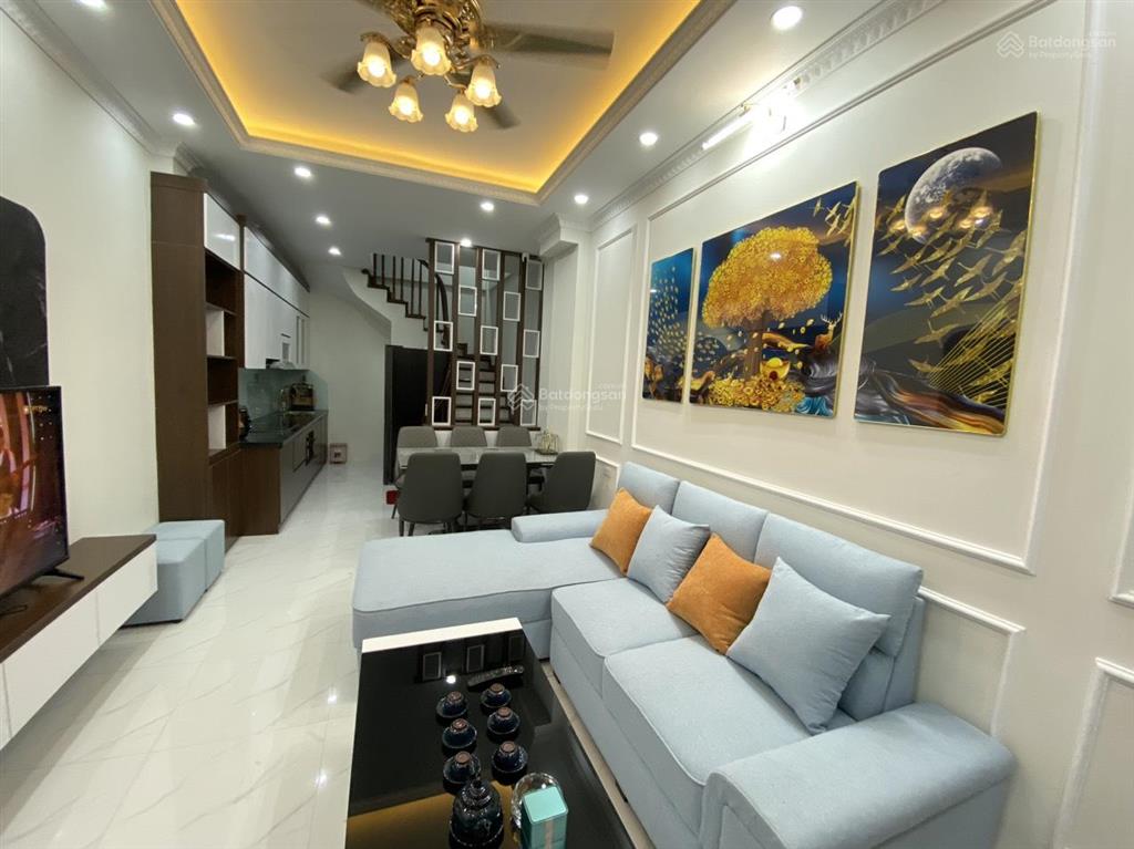 Giảm giá nhà đông ngạcbắc từ liêm.dt35m x 5t giá 6.5 tỷ( ô tô cách nhà 10m).