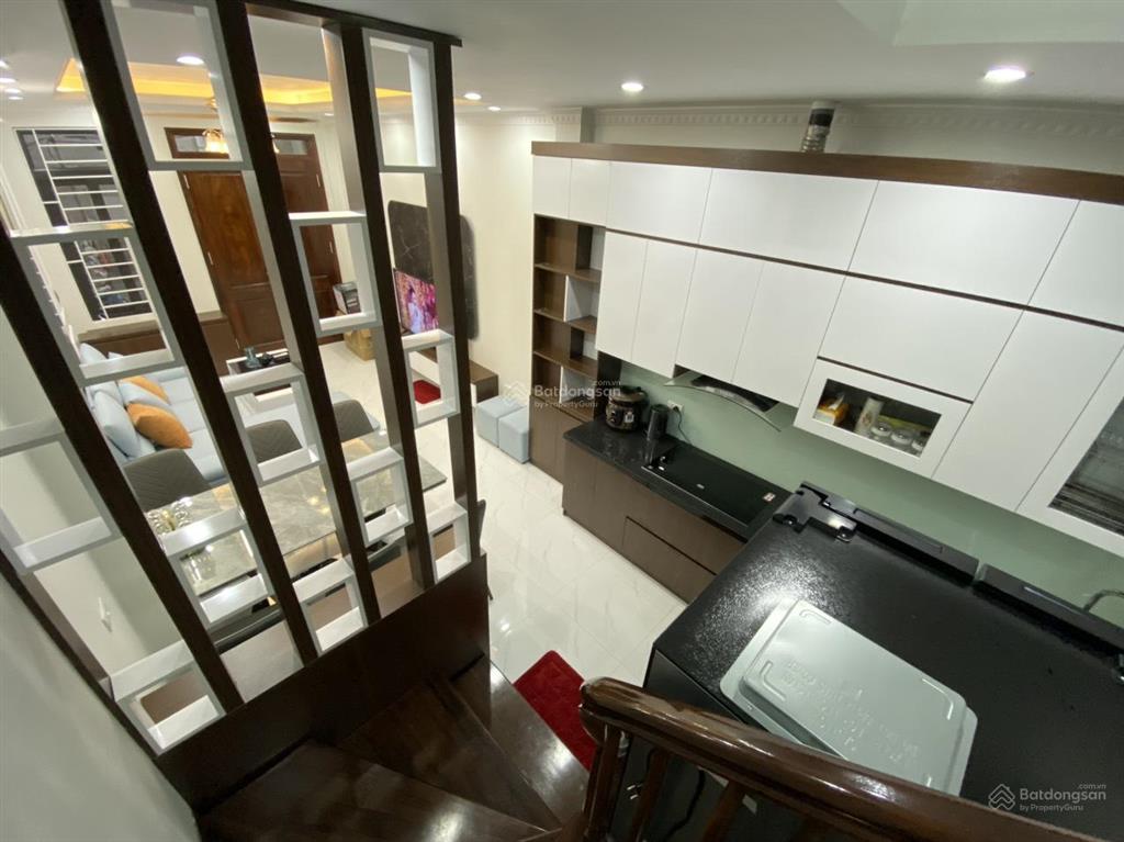 Giảm giá nhà đông ngạcbắc từ liêm.dt35m x 5t giá 6.5 tỷ( ô tô cách nhà 10m).