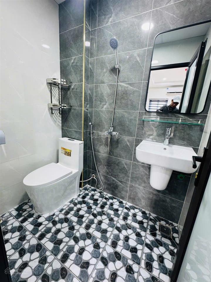 Bán tòa apartment nguyễn khánh toàn, cầu giấy. dt 190m2*8t thang máy (30 phòng khép kín). giá 56 tỷ
