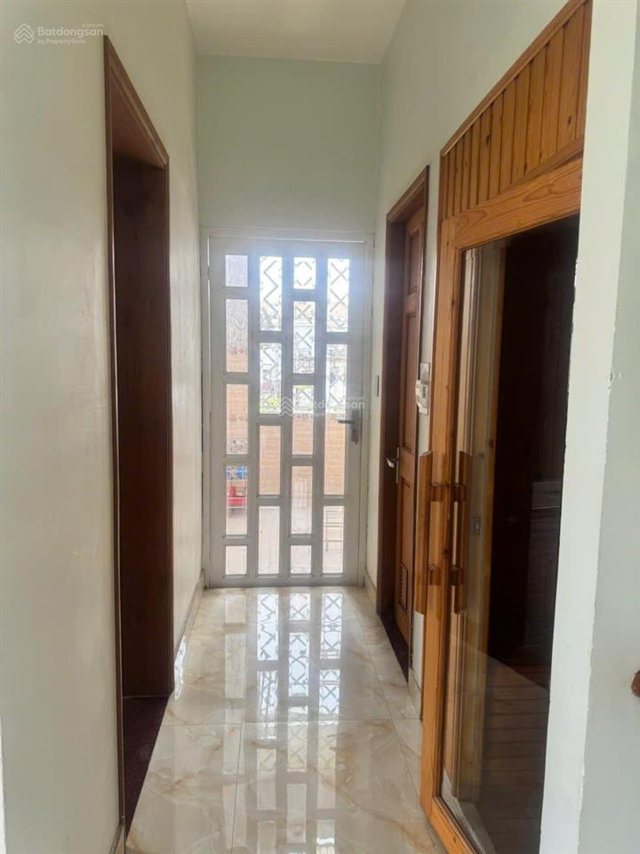 Cho thuê bt trệt 2 lầu  sàn trống suốt 300m²