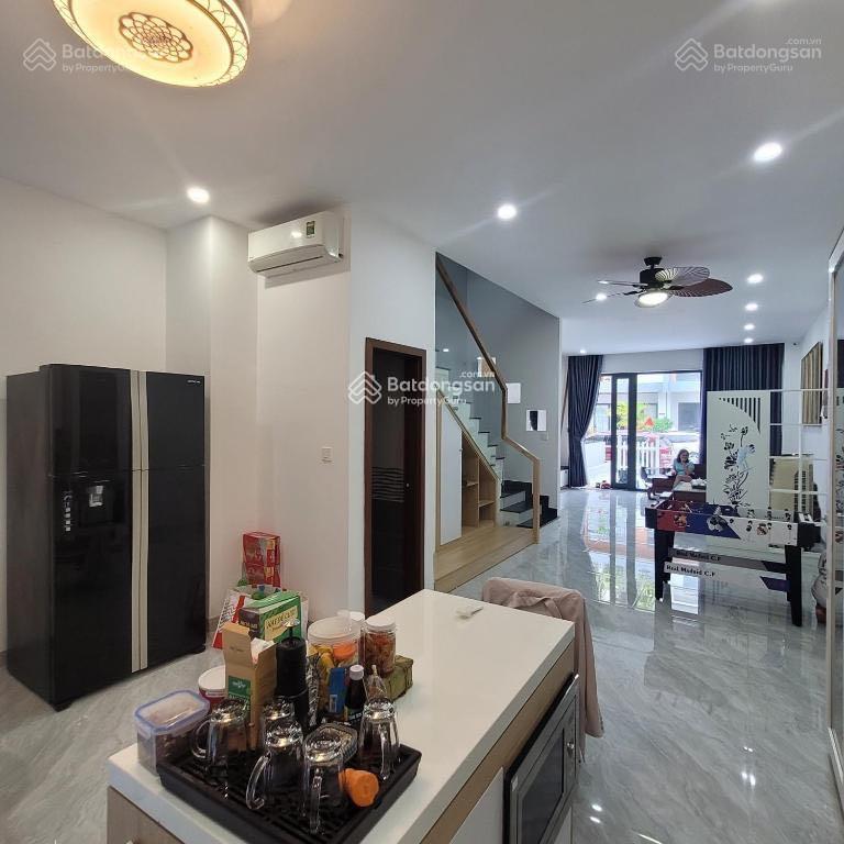 Bán nhà phố liền kề 3 tầng, 4pn, 5wc tại số 48 lk8.10, kvg the capella nha trang, 9,55 tỷ, 100m2