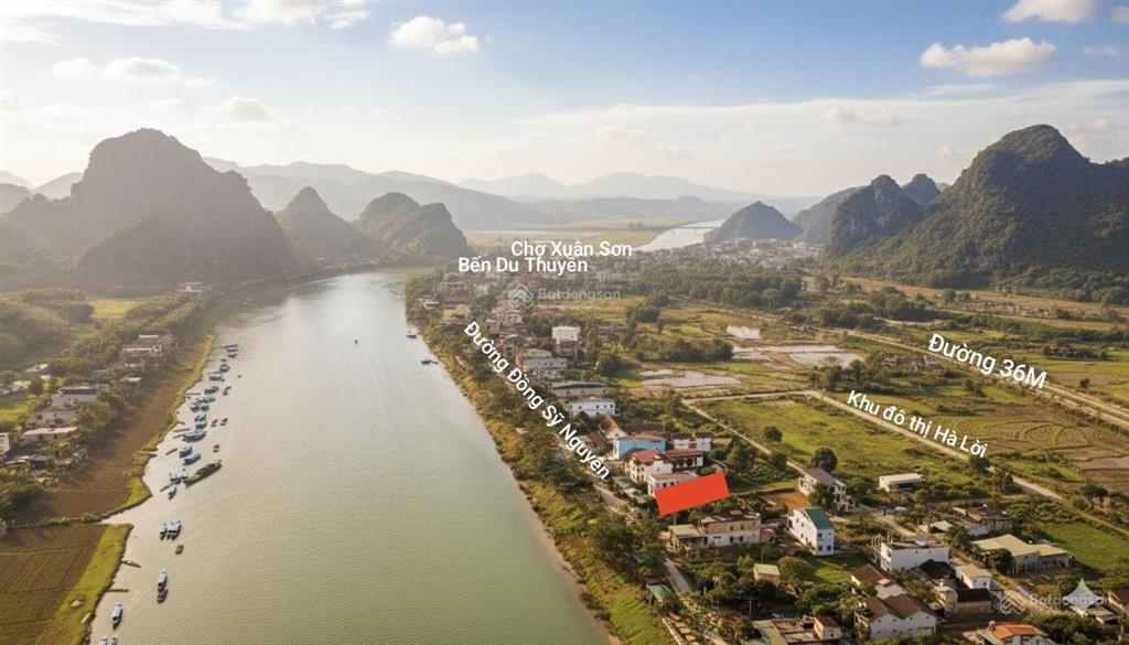 Vị thế kỳ quan đối diện trực tiếp kỳ quan thiên nhiên thế giới có 102