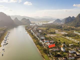 Vị thế kỳ quan đối diện trực tiếp kỳ quan thiên nhiên thế giới có 102