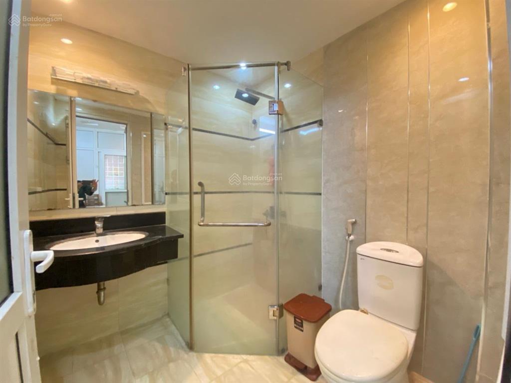 Chính chủ trống phòng 302 tầng 3 nhà 83 khâm thiên, đống đa giá 5,5 triệu. hh 50%