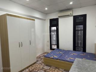 Phòng trọ 301 nhà số 8 mễ trì thượng, ô tô đỗ cửa, đủ đồ, 2,4 triệu.