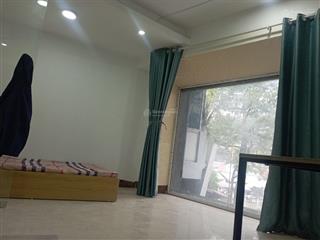Phòng 301 nhà số 111 ngõ 32 đỗ đức dục view hồ, phố ô tô tránh, thang máy, khép kín 3,7 triệu.