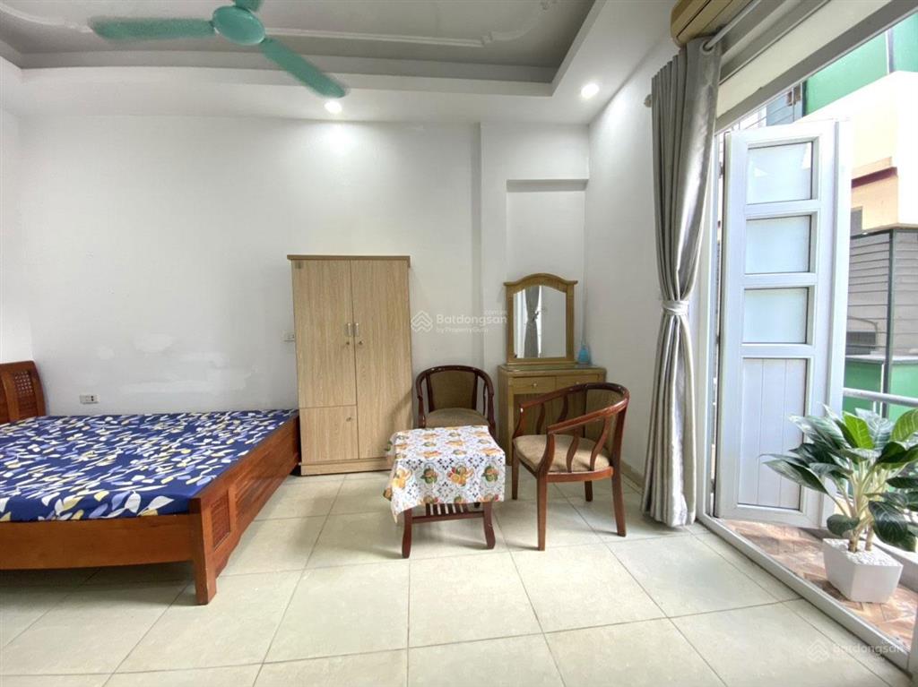 Phòng 202 nhà số 37 ngõ 148 trần duy hưng khép kin, đủ đồ, chỉ 4.2 triệu.