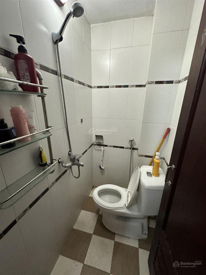 Phòng 202 nhà phân lô, số 41 ngõ 47 nguyễn khả trạc ô tô tránh 3,3 triệu.