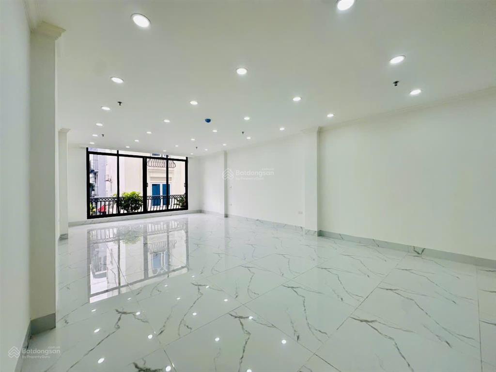 Chính chủ khai trương tòa văn phòng mới king kong tại trung tâm đống đa chỉ 13 triệu/sàn