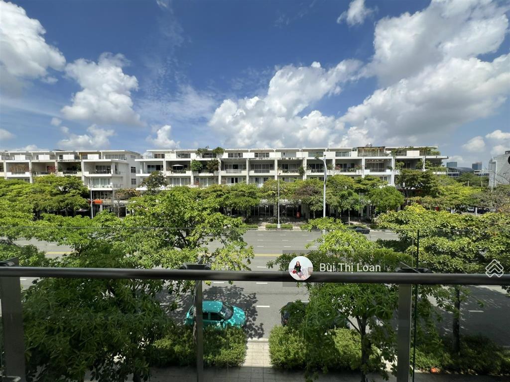 Cho thuê mặt bằng (shophouse) mt nguyễn cơ thạch, 698m2, nội thất đầy đủ