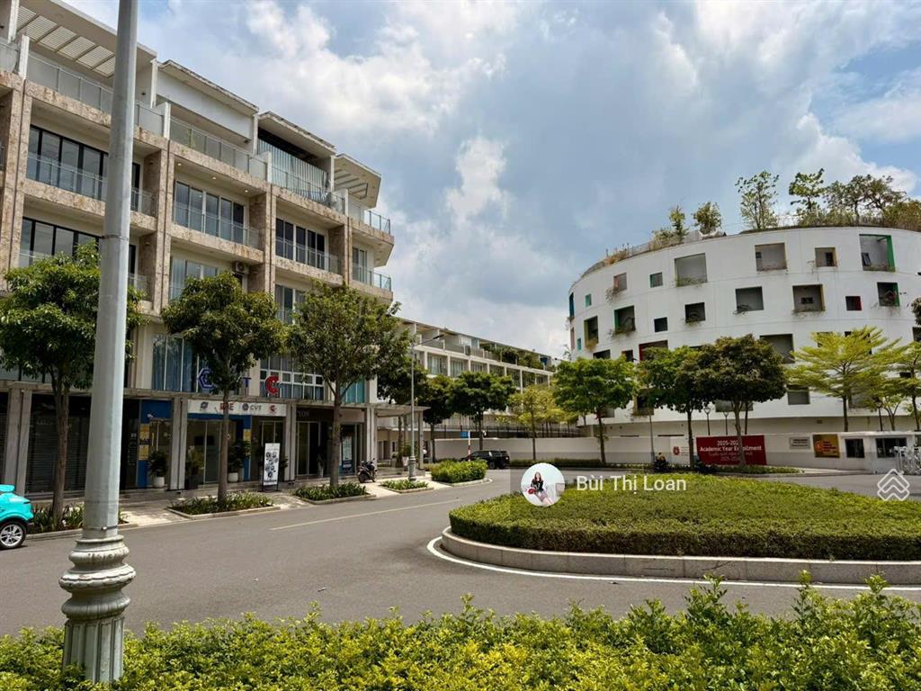 Cho thuê nhà phố mặt tiền sala thủ thiêm, 480m2, 110 triệu, có thang máy, máy lạnh