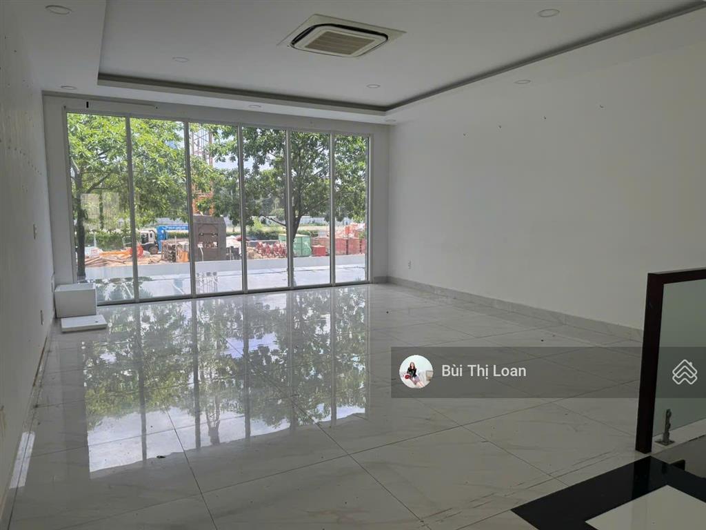 Cho thuê nhà phố (shophouse) mặt tiền sala thủ thiêm, 480m2, 110 triệu, có thang máy, máy lạnh