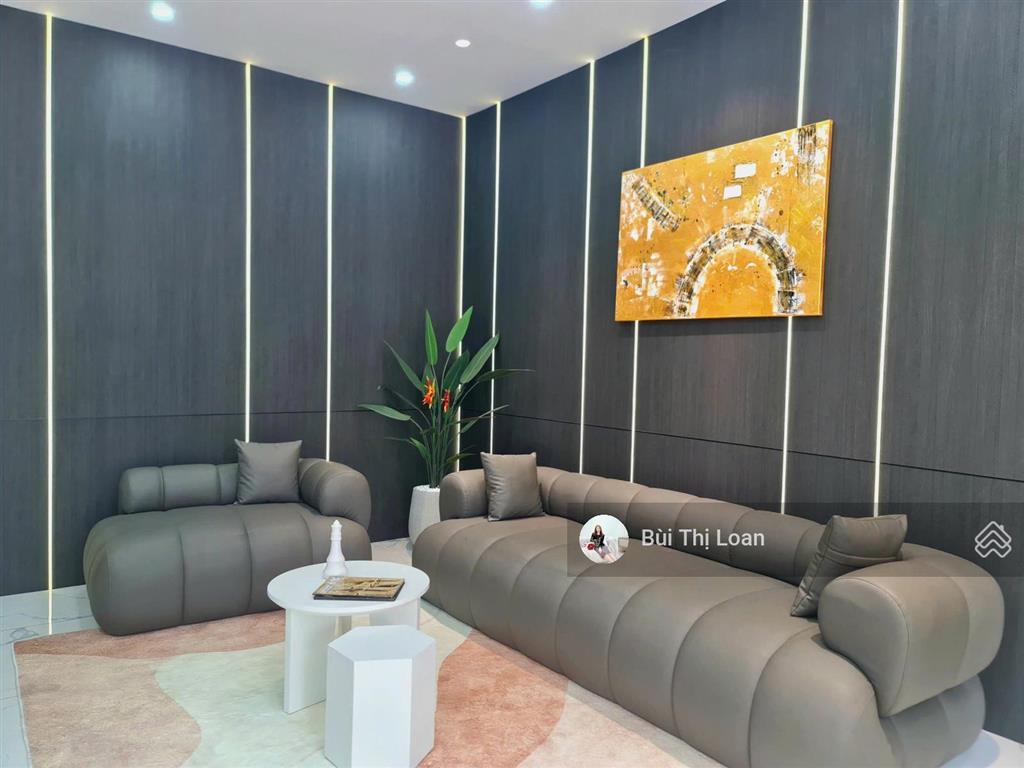 Văn phòng cho thuê full nội thất, có thang máy, máy lạnh trung tâm, sảnh lễ tân sarimi sala