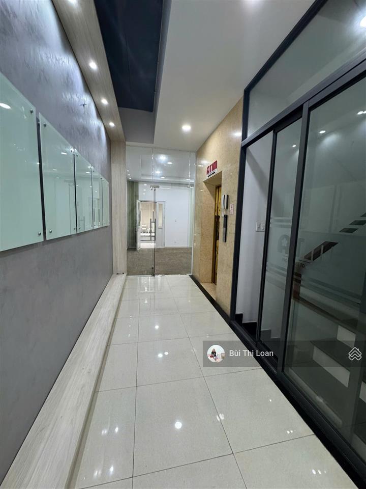 Cho thuê kết hợp mặt tiền tầng trệt và nửa hầm có thang máy, máy lạnh kdt sala