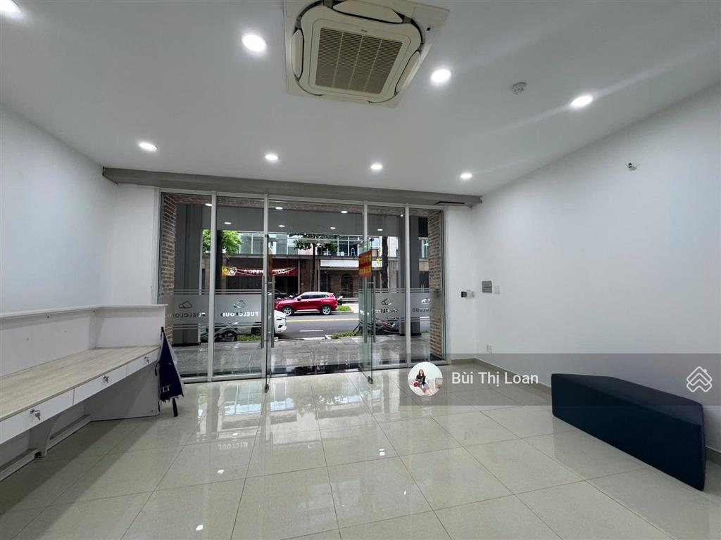 Cho thuê kết hợp mặt tiền tầng trệt và nửa hầm có thang máy, máy lạnh kdt sala