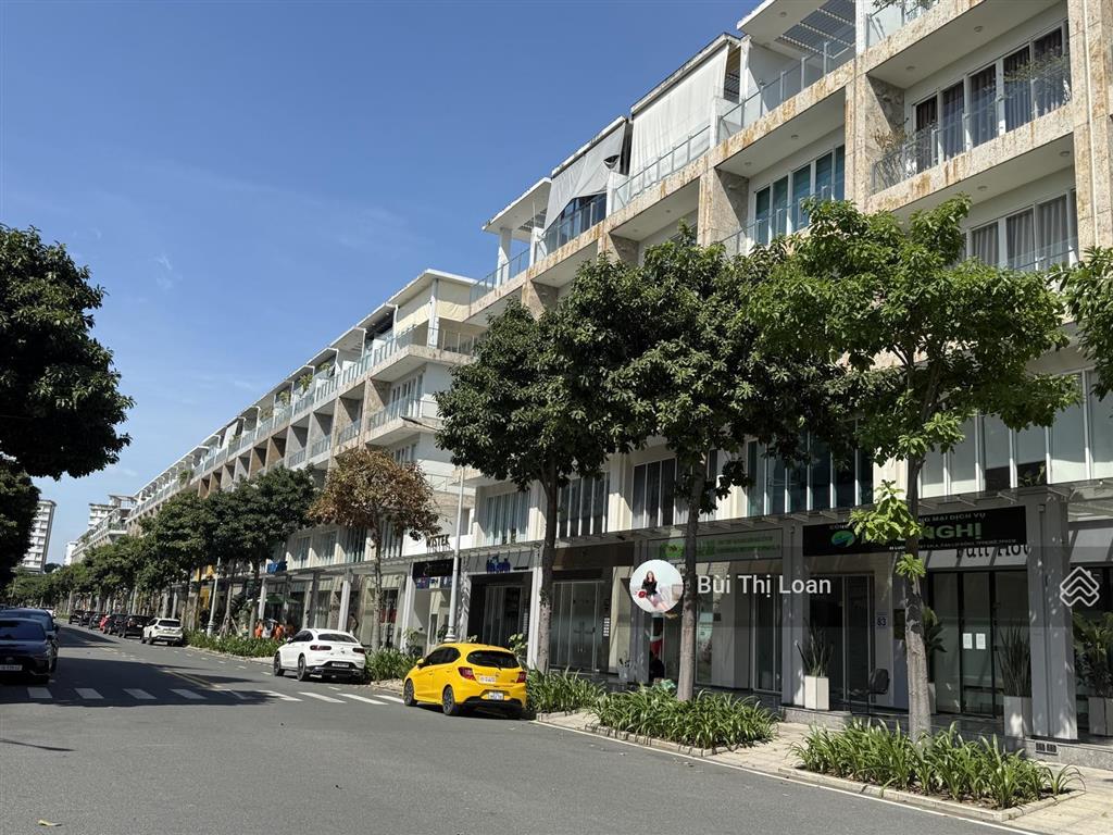 Cho thuê nhà phố sala thủ thiêm, 480m2 sàn, 100 triệu, 5.7m x 20m, có thang máy, máy lạnh