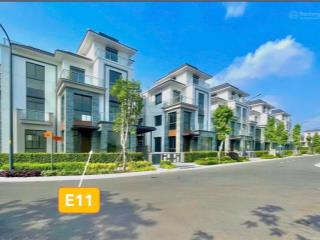 Biệt thự đơn lập, góc 2 mặt tiền, giáp sông và công viên, dt 305m2, thiết kế đặc biệt tại gladia