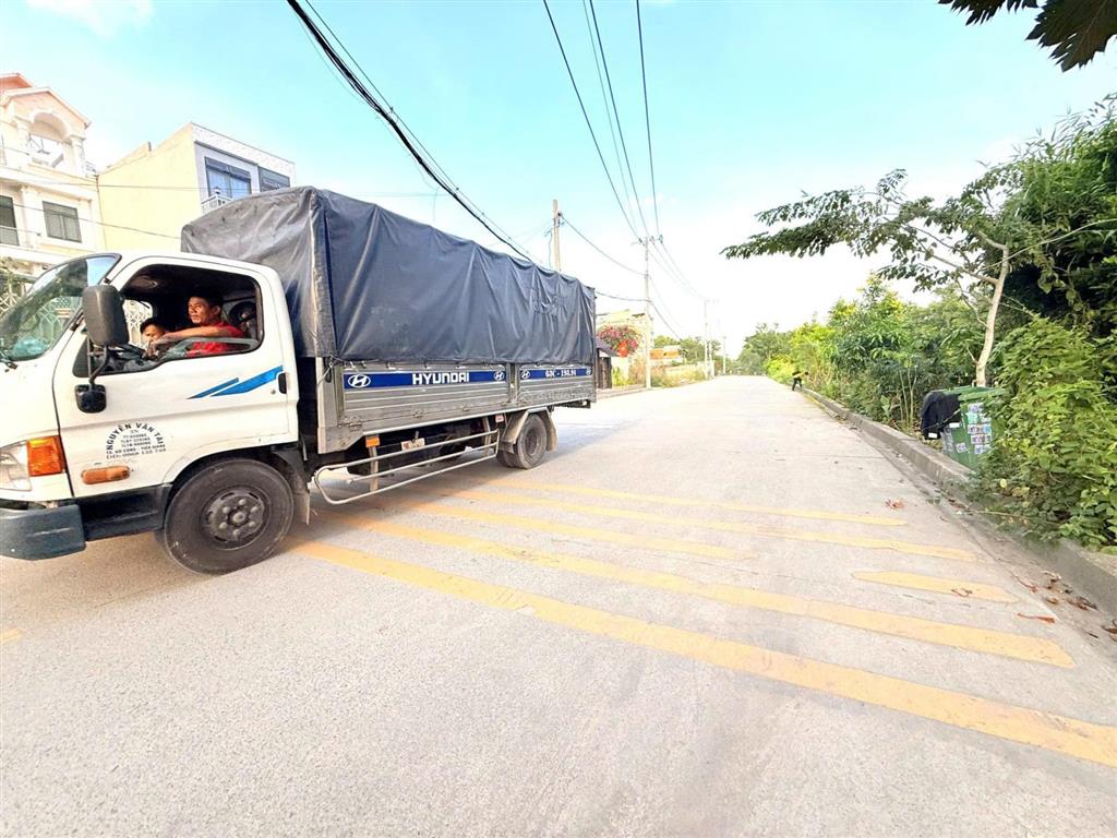 Đất mặt tiền tl37 có view sông, khu vip thoáng mát