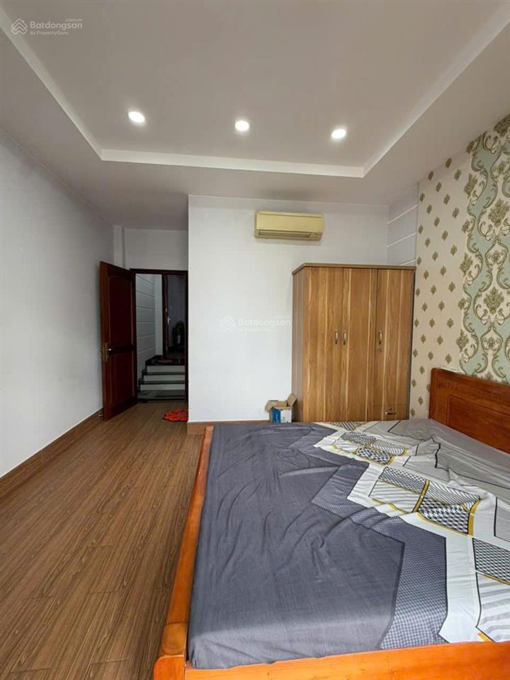 Nhà 3 lầu sec ngắn tl29, ngay ubp, trường học các cấp...