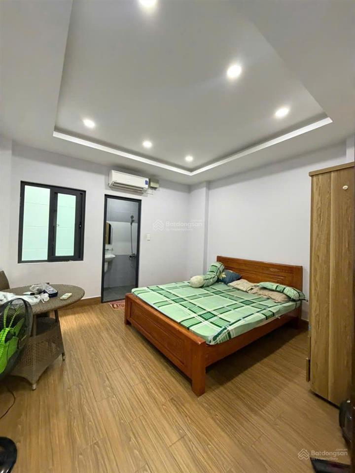 Nhà 3 lầu sec ngắn tl29, ngay ubp, trường học các cấp...