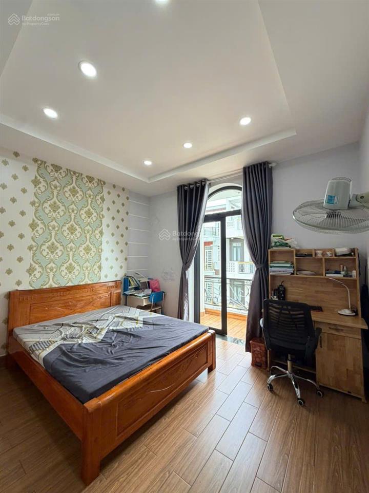 Nhà 3 lầu sec ngắn tl29, ngay ubp, trường học các cấp...