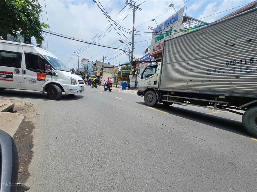 Mặt tiền hà huy giáp, vị trí đẹp kinh doanh buôn bán 4x23m