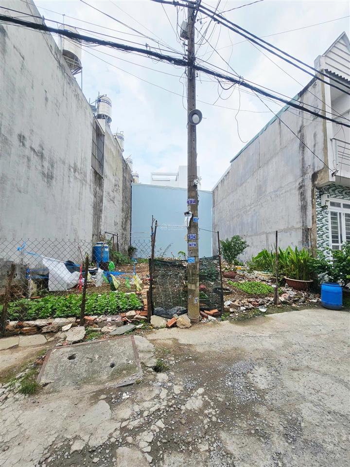 Bán lô đất 60m2, hẻm xe hơi, thạnh xuân 38
