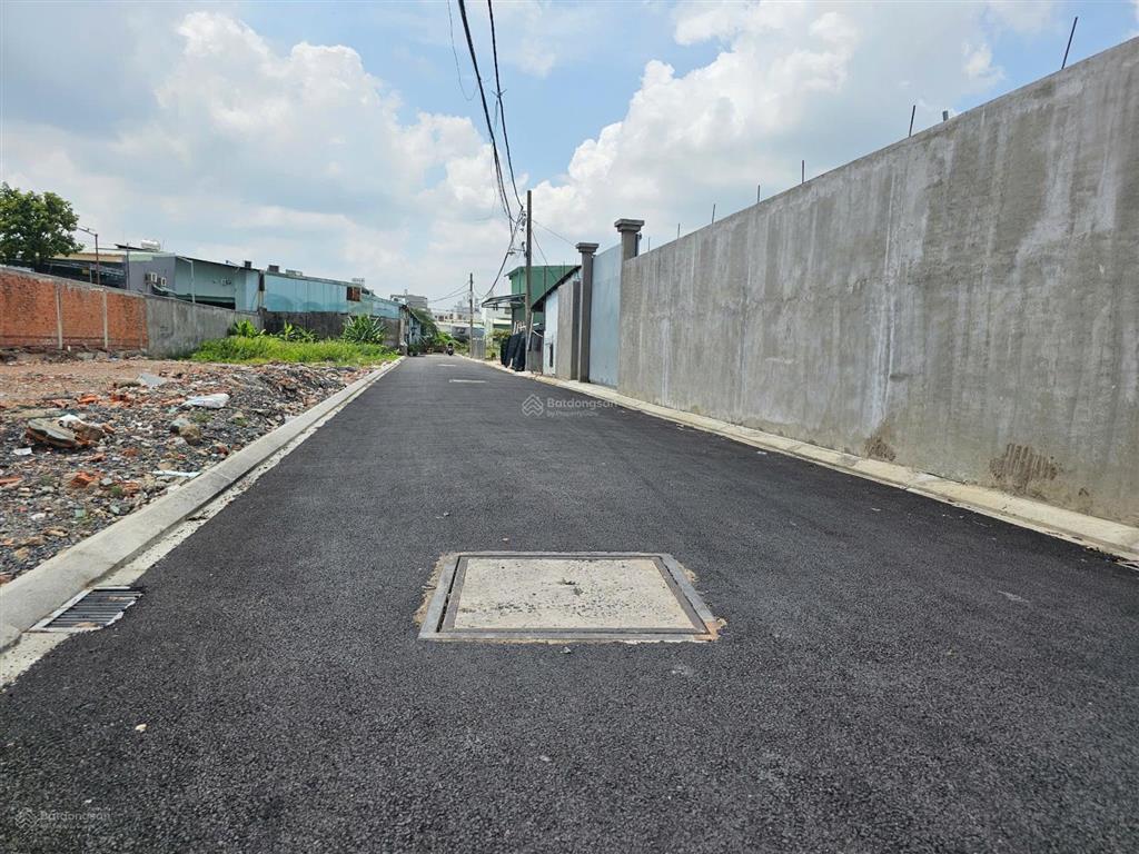 Đất vị trí đẹp sát ngã 4 ga, chợ cầu đồng, 1 sẹc ngắn tl17